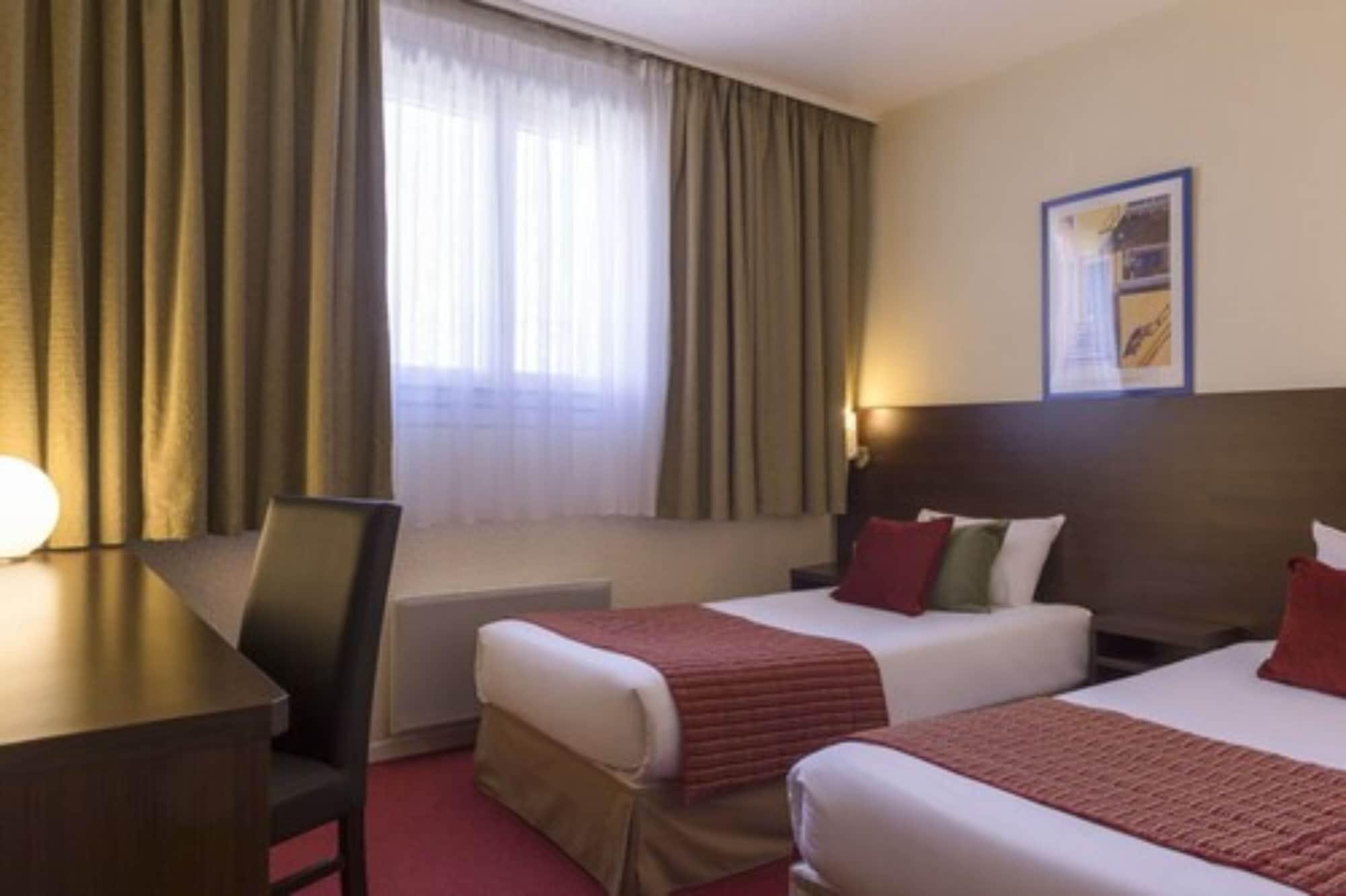 The Originals City, Hotel Paris Sud, Orly-Draveil ภายนอก รูปภาพ