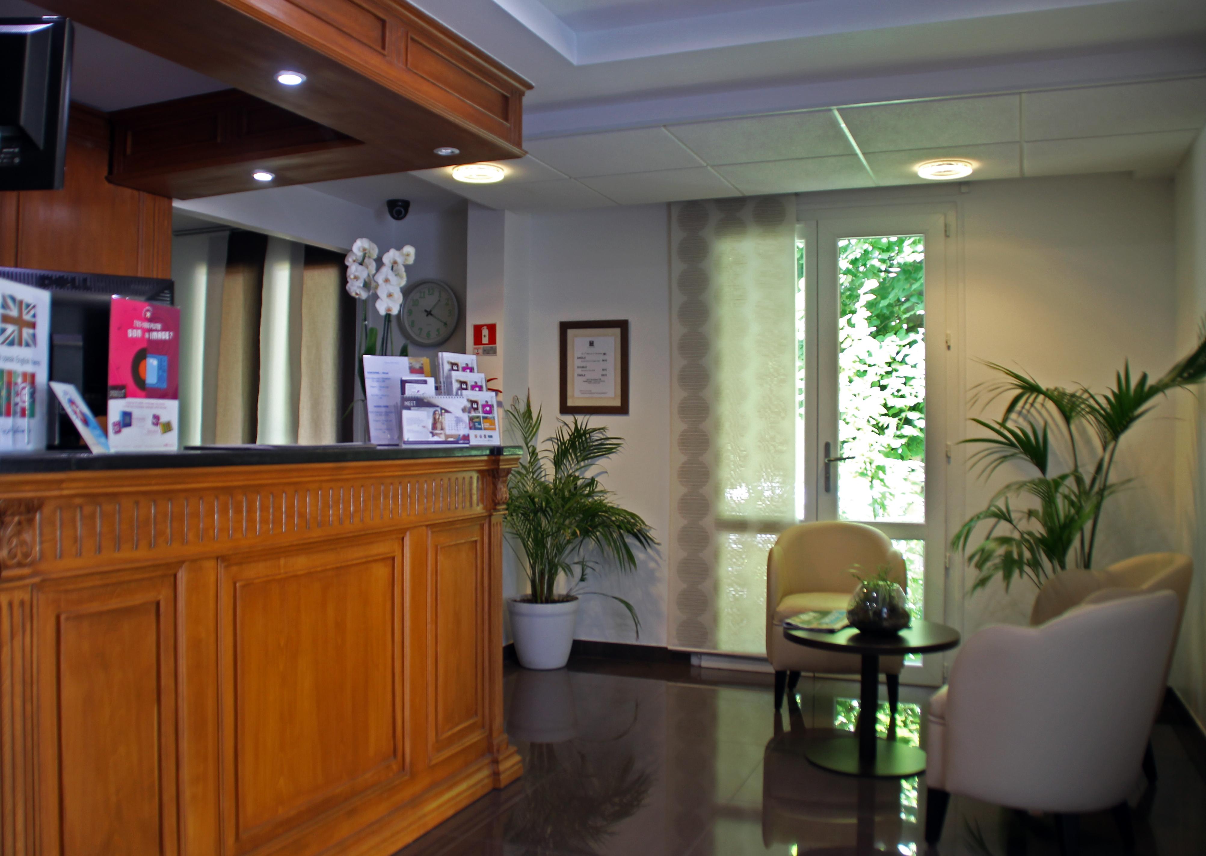 The Originals City, Hotel Paris Sud, Orly-Draveil ภายนอก รูปภาพ