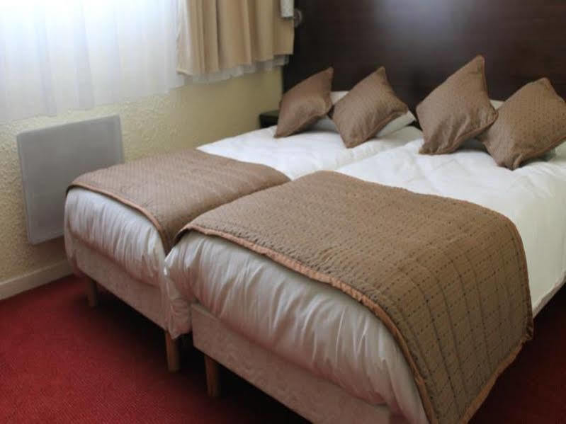The Originals City, Hotel Paris Sud, Orly-Draveil ภายนอก รูปภาพ